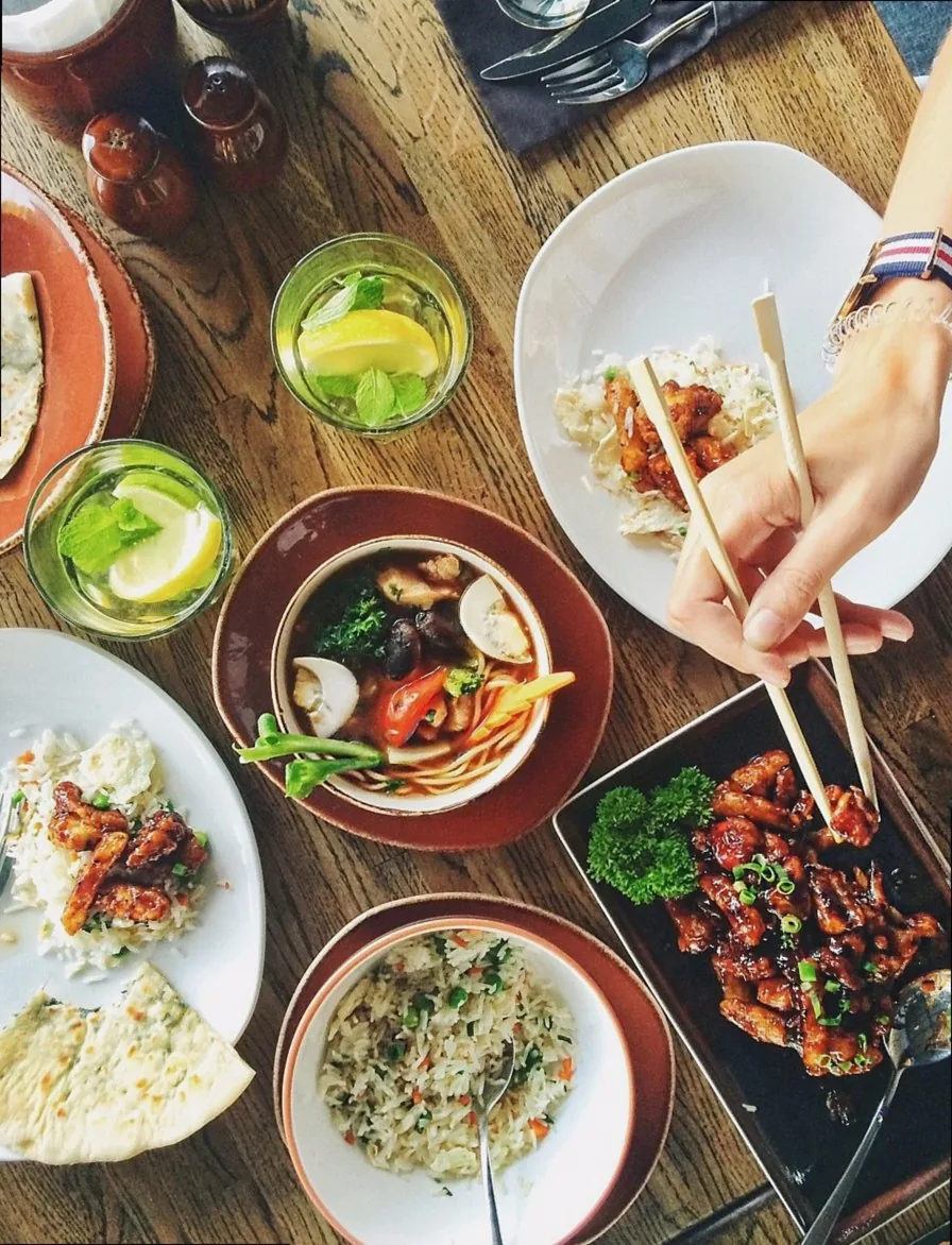 food, dishes, restaurant, meal, menu, dinner, tasty, delicious, table, chinese, asian, chopsticks, eat, flat lay, food, 